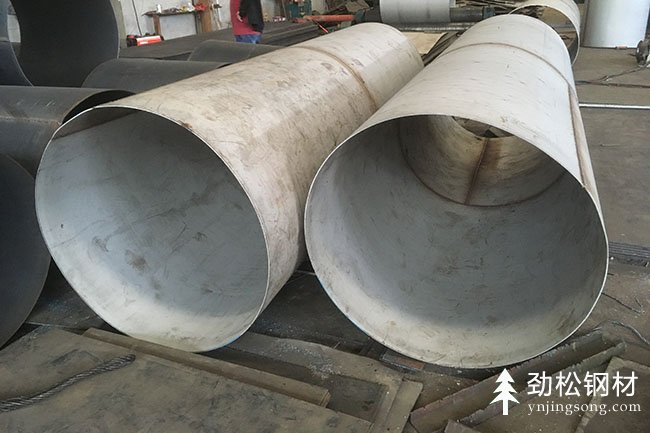 不銹煙囪制造過(guò)程