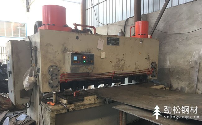 剪板機(jī)分類及優(yōu)缺點