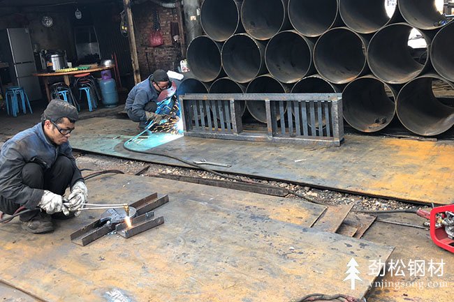 井口架的制造過(guò)程