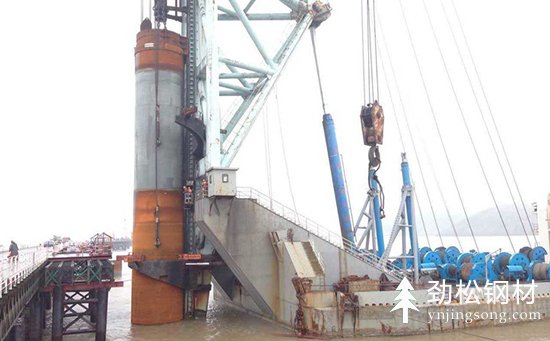 鋼護(hù)筒埋設(shè)要求