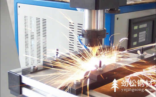 激光切割機有哪些優(yōu)點