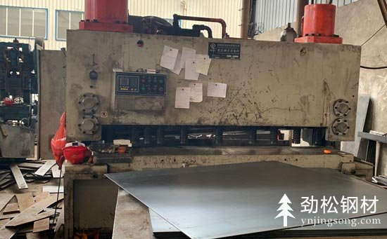 剪板機(jī)分類及優(yōu)缺點